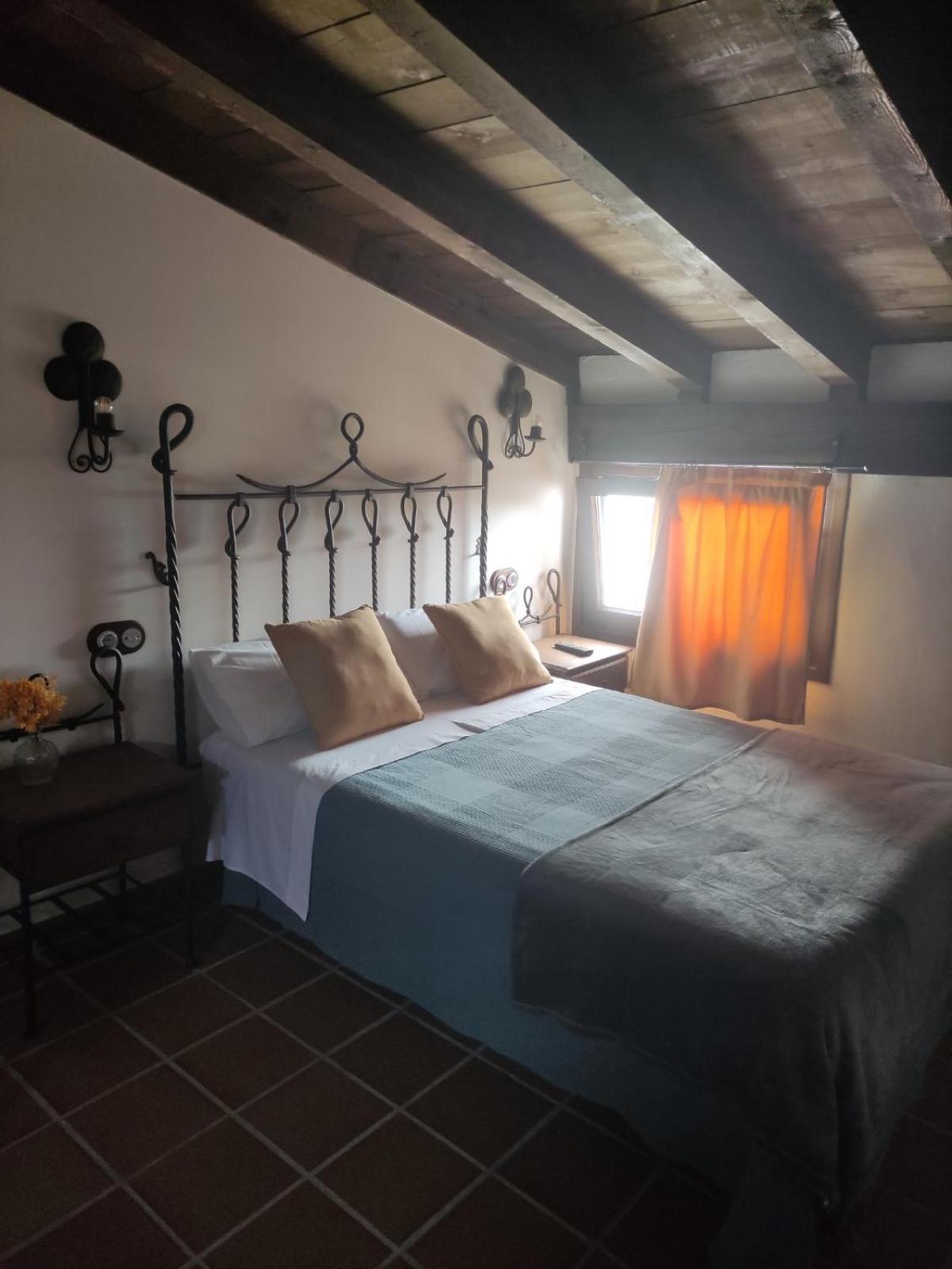 Ferienwohnung La Casa De La Abuela Amalia Arenas de San Pedro Exterior foto
